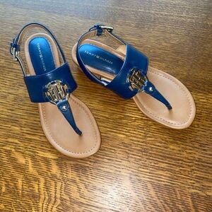 Tommy Hilfiger sandals size 7.5 EUC